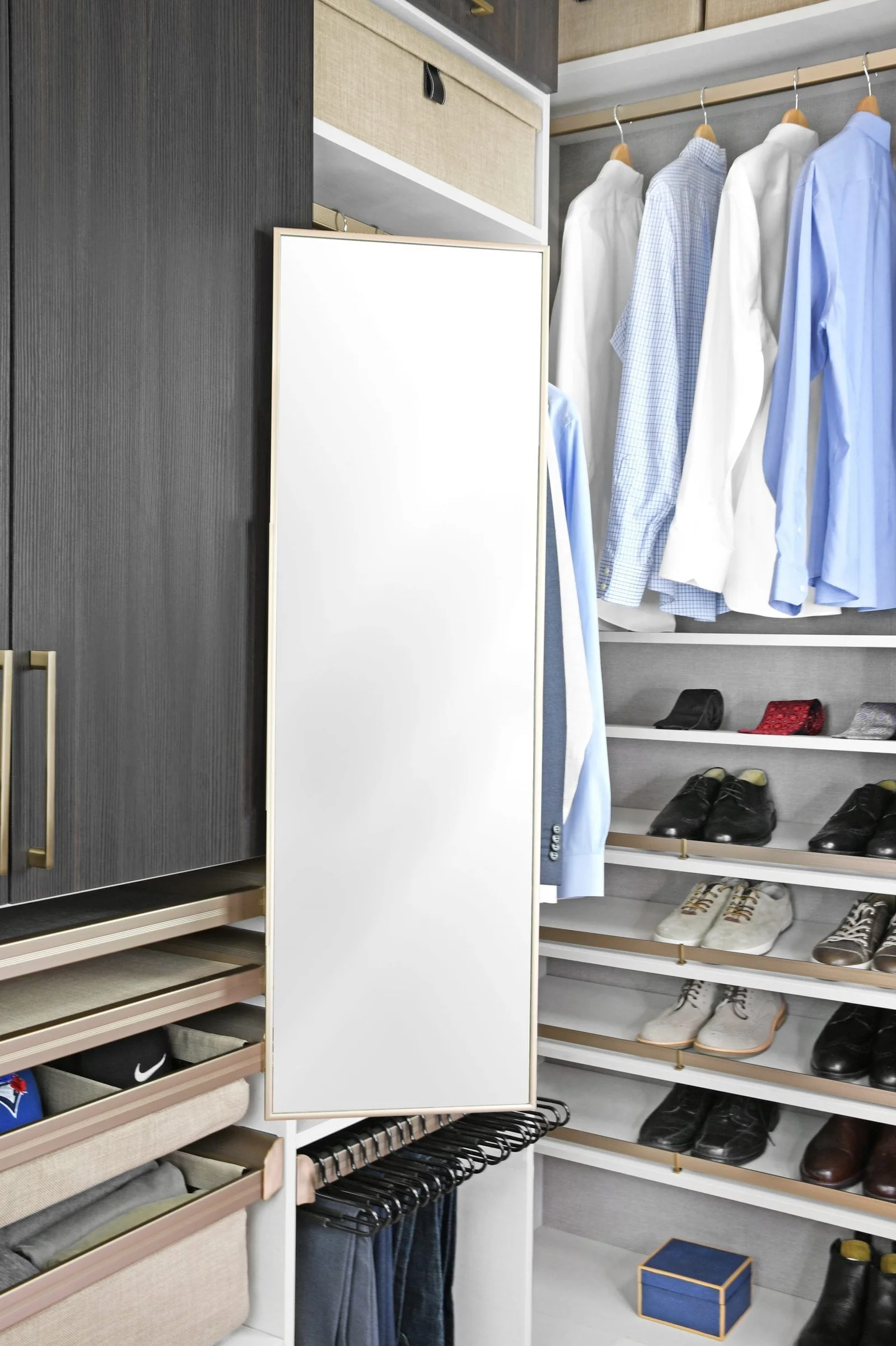 Custom Closets & cabinets - Cowichan Closets