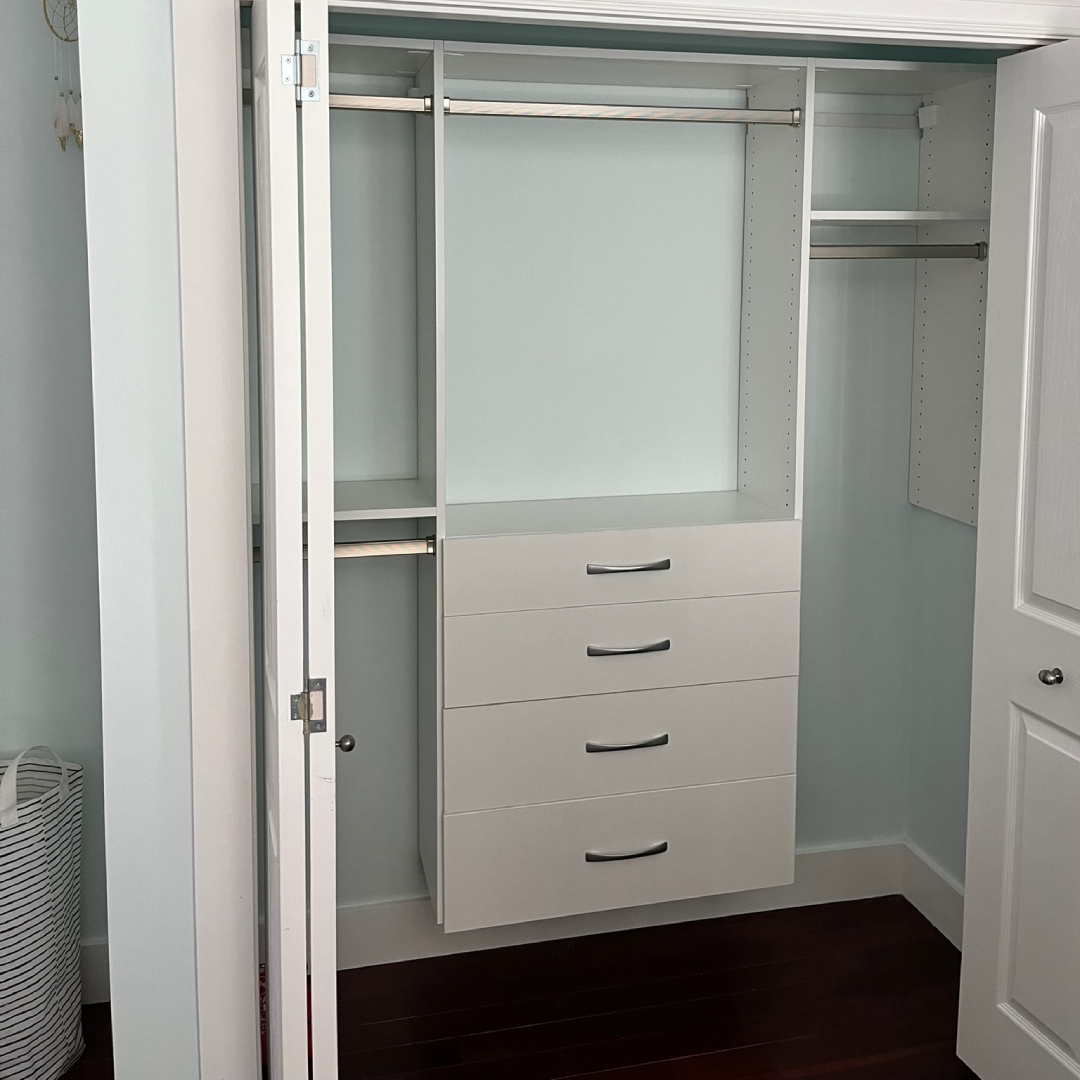 reach-in closet